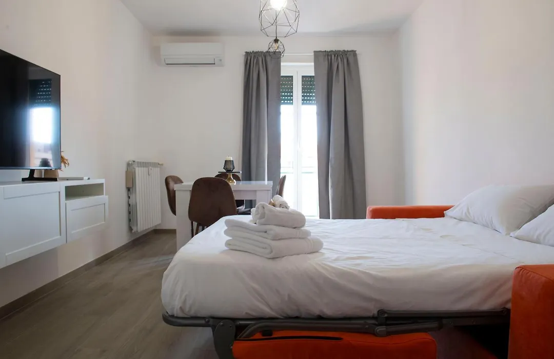 Lev Apartment-1